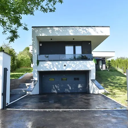 Rent Your Family Retreat In Vila Novi Sad