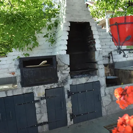 Rent Your Family Retreat In Villa Újvidék