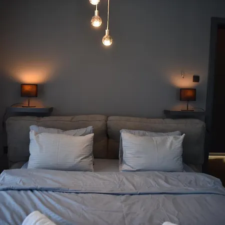 Rent Your Family Retreat In