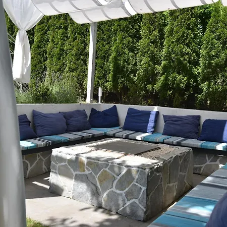 Rent Your Family Retreat In * Novi Sad