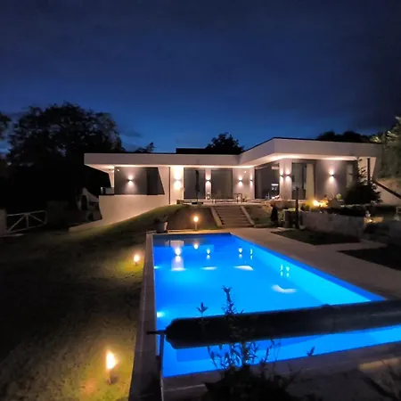 Rent Your Family Retreat In Вилла *