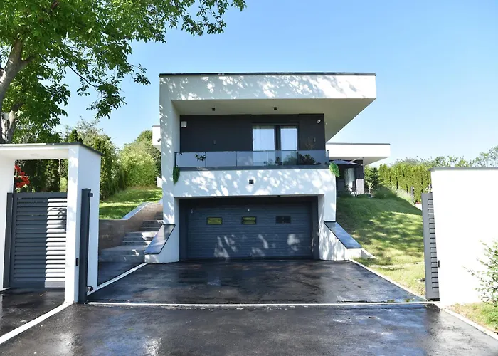 Rent Your Family Retreat In Villa Újvidék