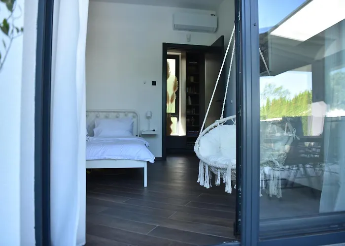 Rent Your Family Retreat In *