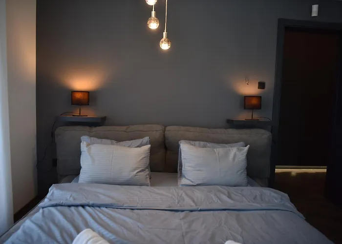 Rent Your Family Retreat In